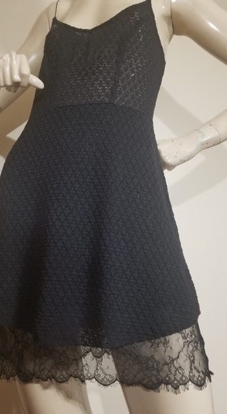 Free People (INTIMATELY) Black Dress. - Picture 3 of 8